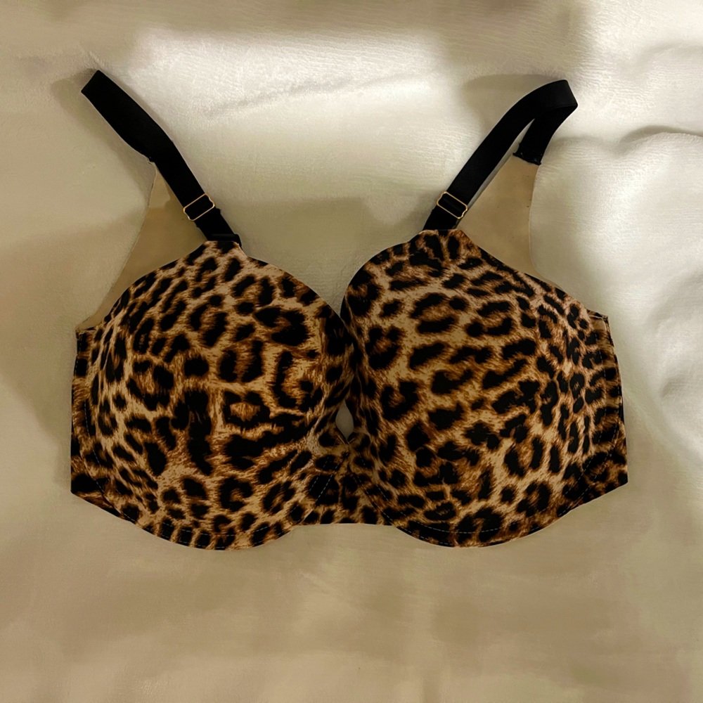Like new-Soma Vanishing 360 Perfect Coverage Women's Leopard Print Bra Underwire